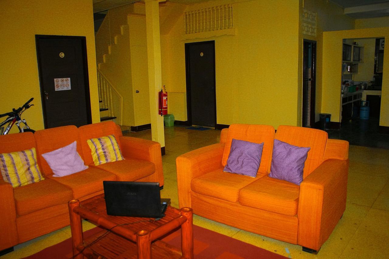 סבו 8Th Street Guesthouse מראה חיצוני תמונה